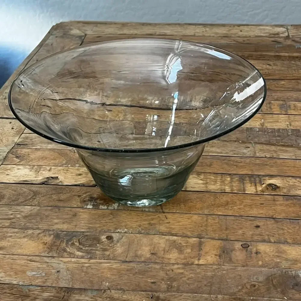 Large Hand-blown Glass Center Fruit Bowl 11.5